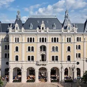 W 5* Budapest